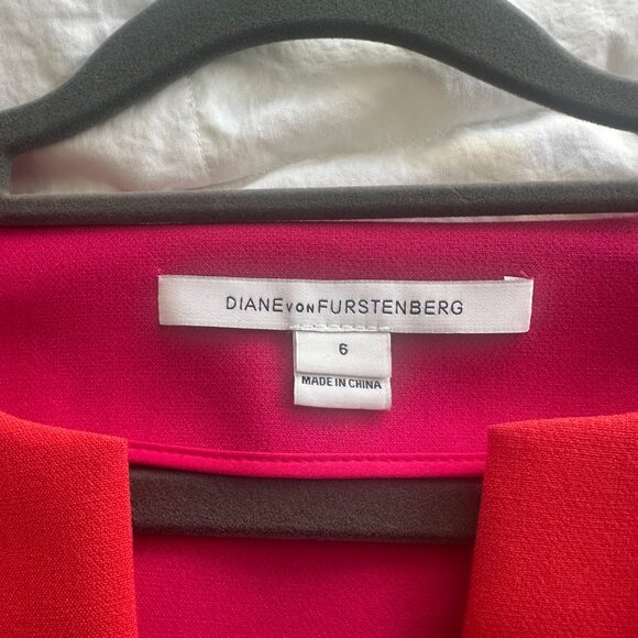 DvF ColorBlock Dress (Size 6 Never Worn Like New) - Picture 6 of 13